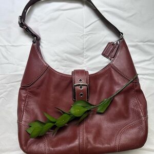 Elegant brown coach Leather Shoulder Bag